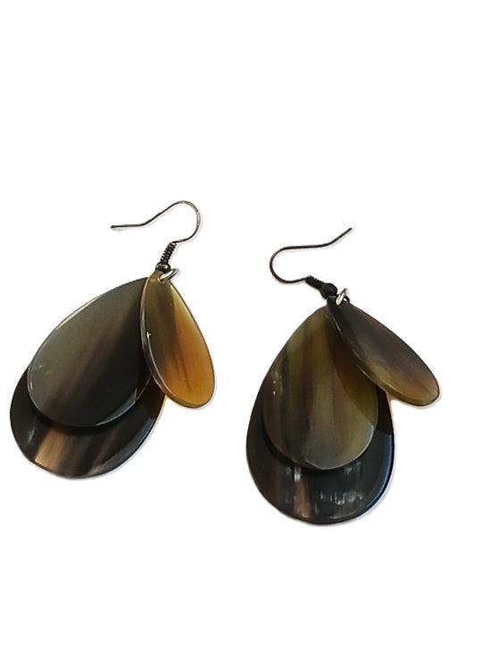 Boucles d'oreilles en corne