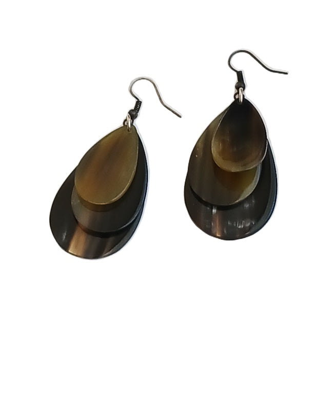 Boucles d'oreilles en corne
