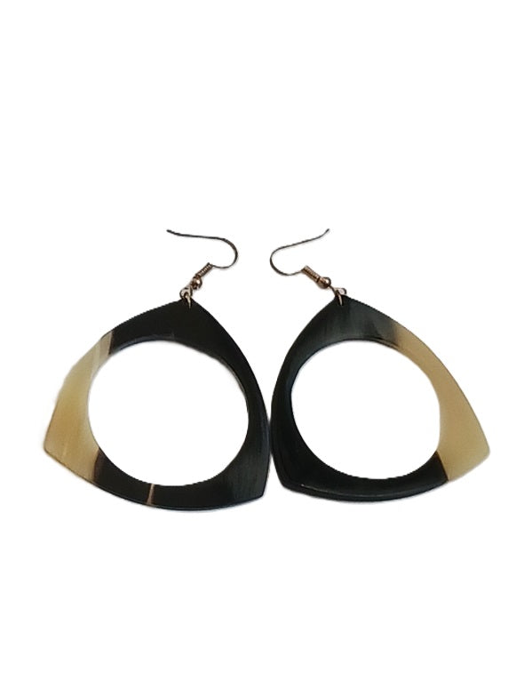 Boucles d'oreilles en corne