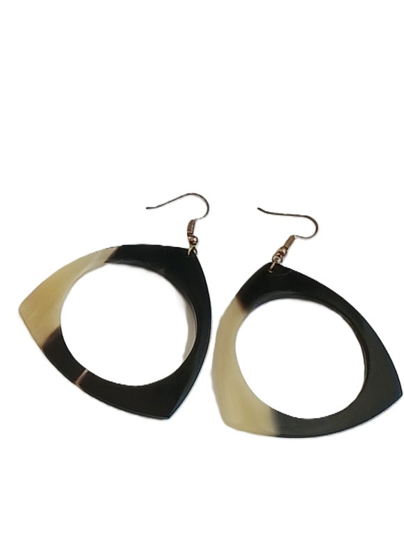 Boucles d'oreilles en corne