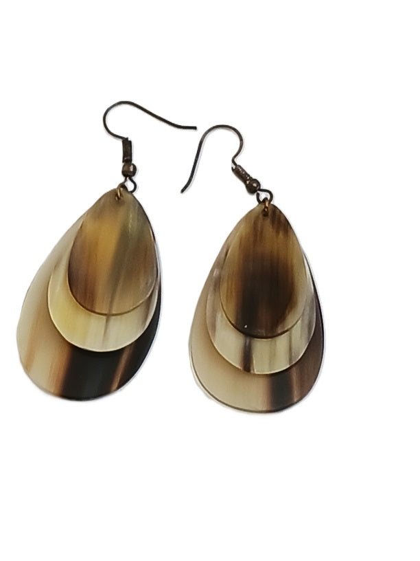Boucles d'oreilles en corne