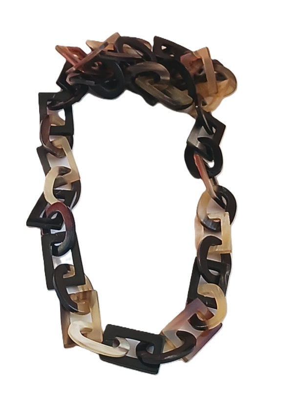 Collier sautoir en corne
