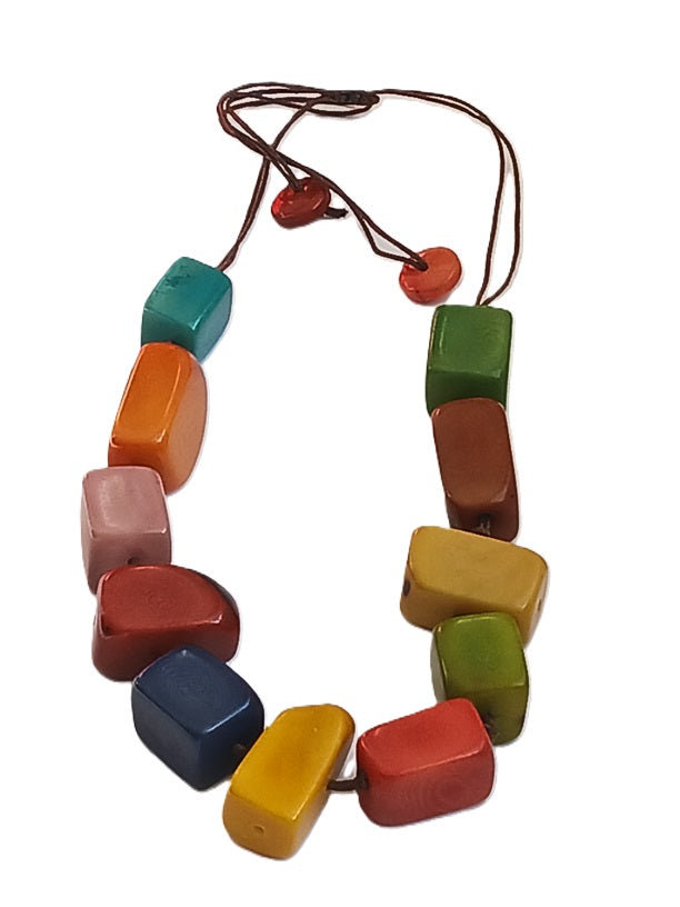 Collier en Tagua