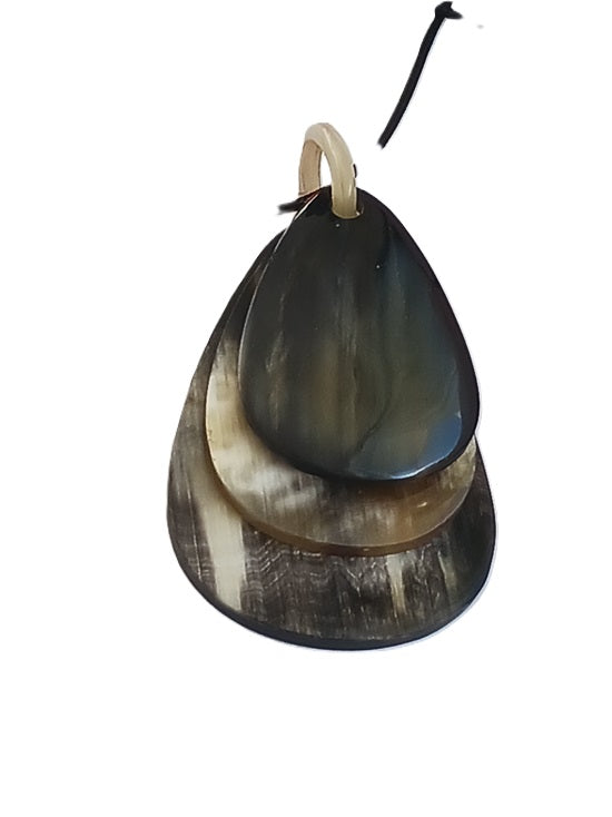 Collier en corne