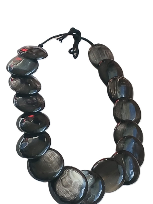 Collier en corne