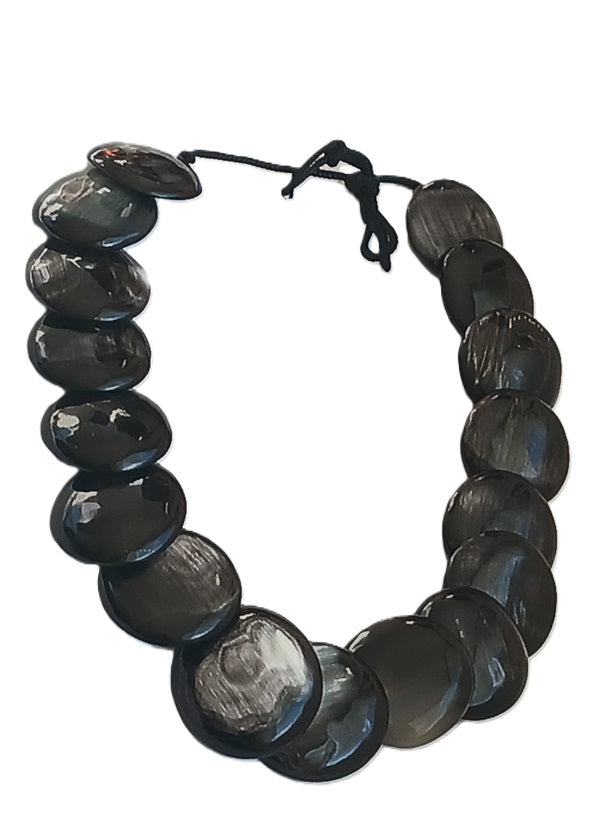 Collier en corne