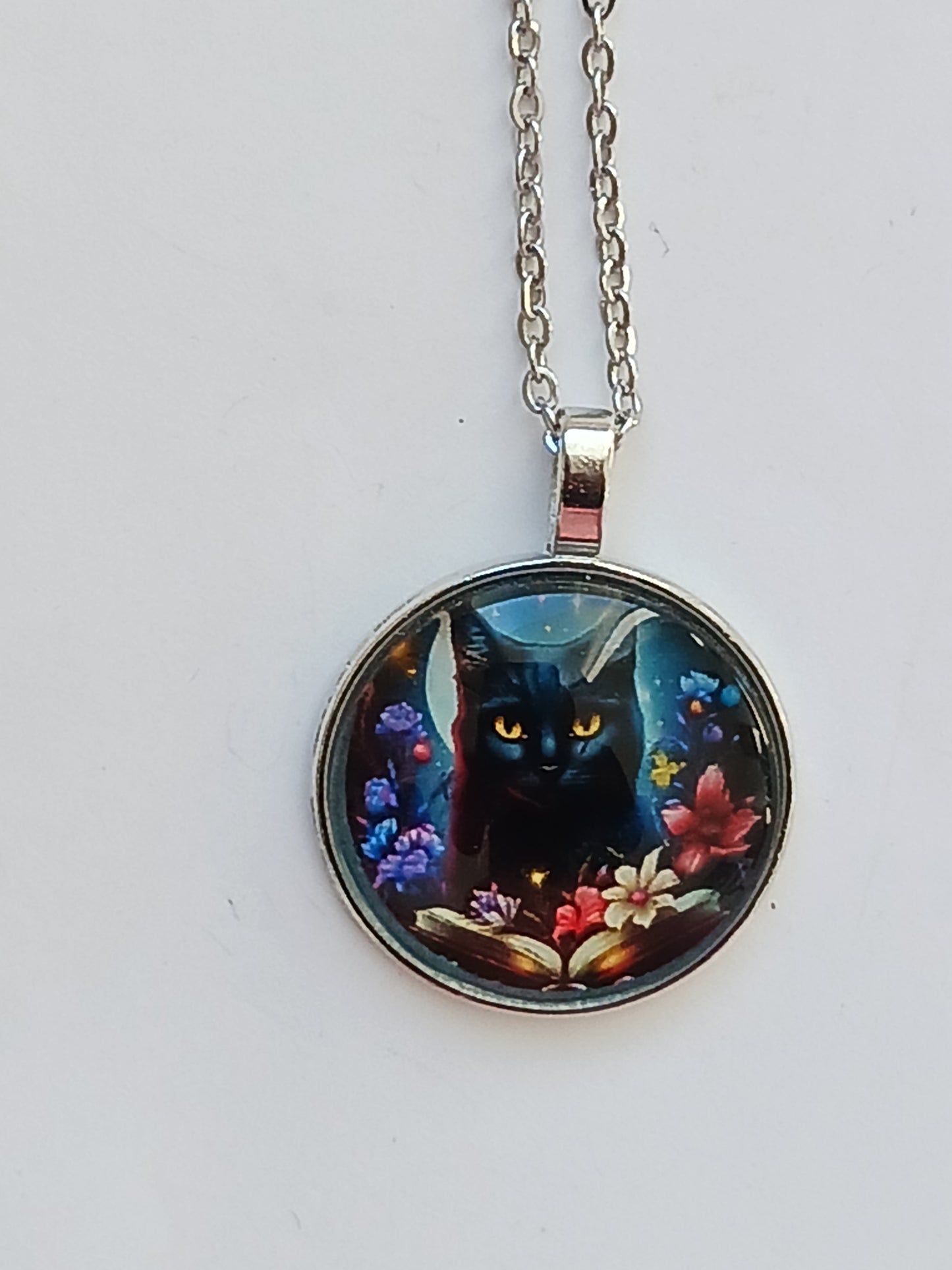 Collier chat