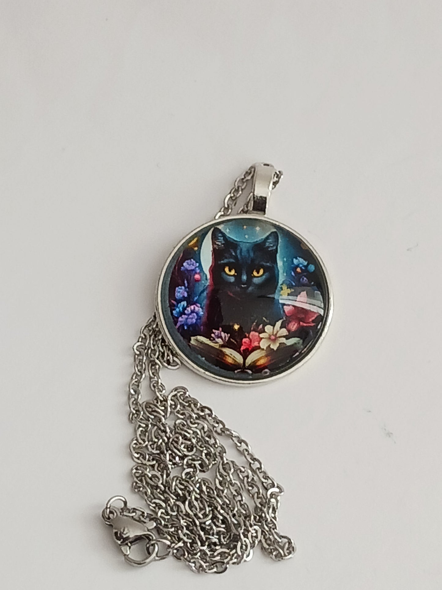 Collier chat