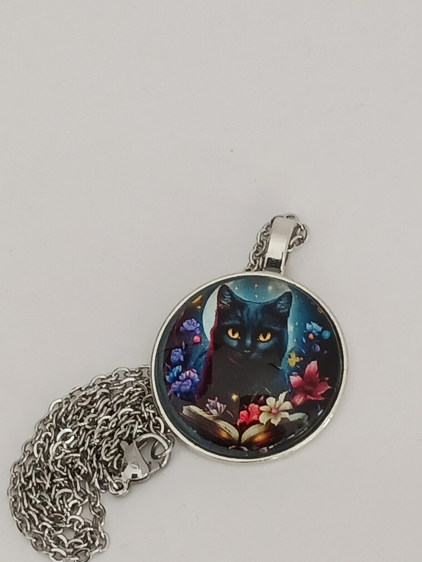 Collier chat
