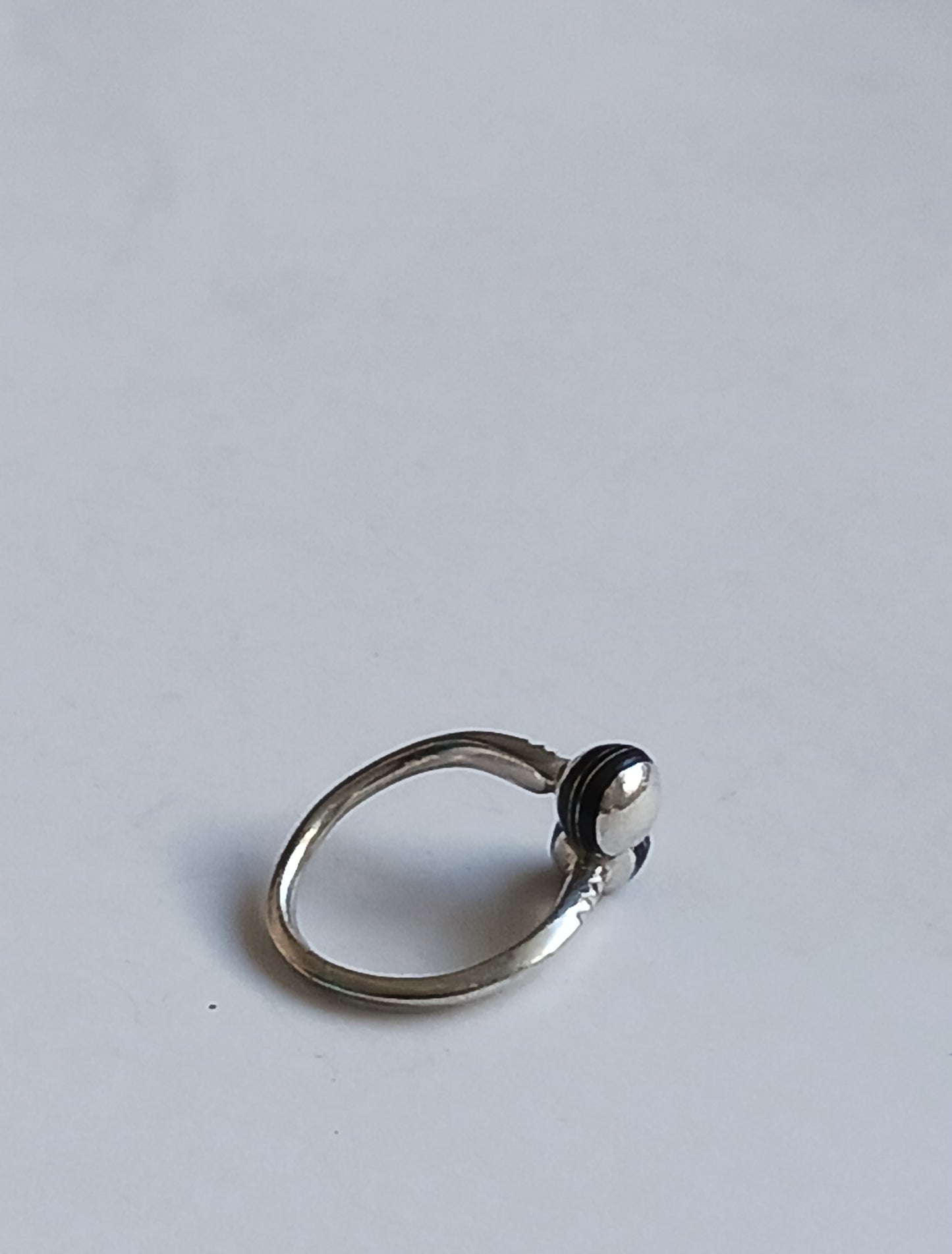 Bague touarègue en argent ciselé et bois d'ébène réglable