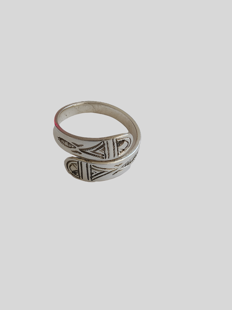 Bague touarègue en argent ciselé réglable