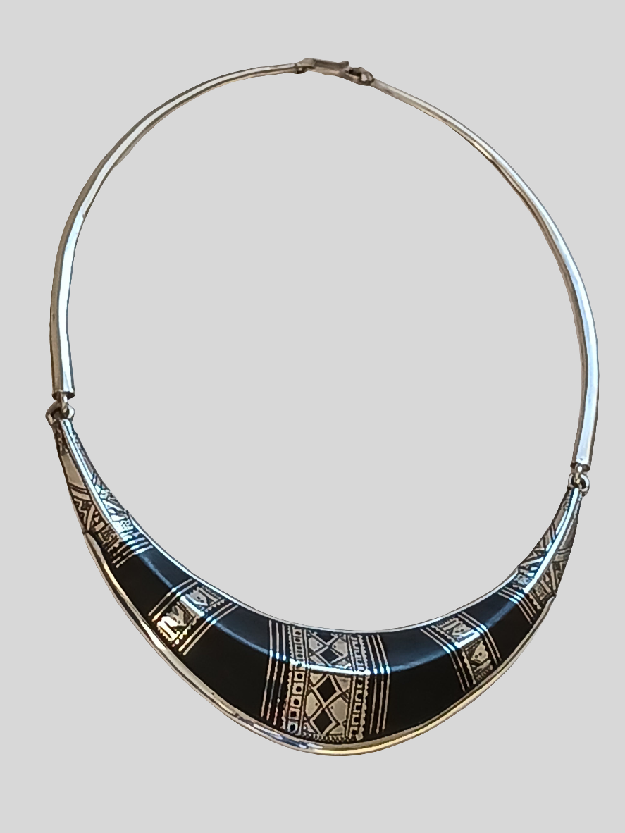 Collier touareg en argent et bois d'ébène