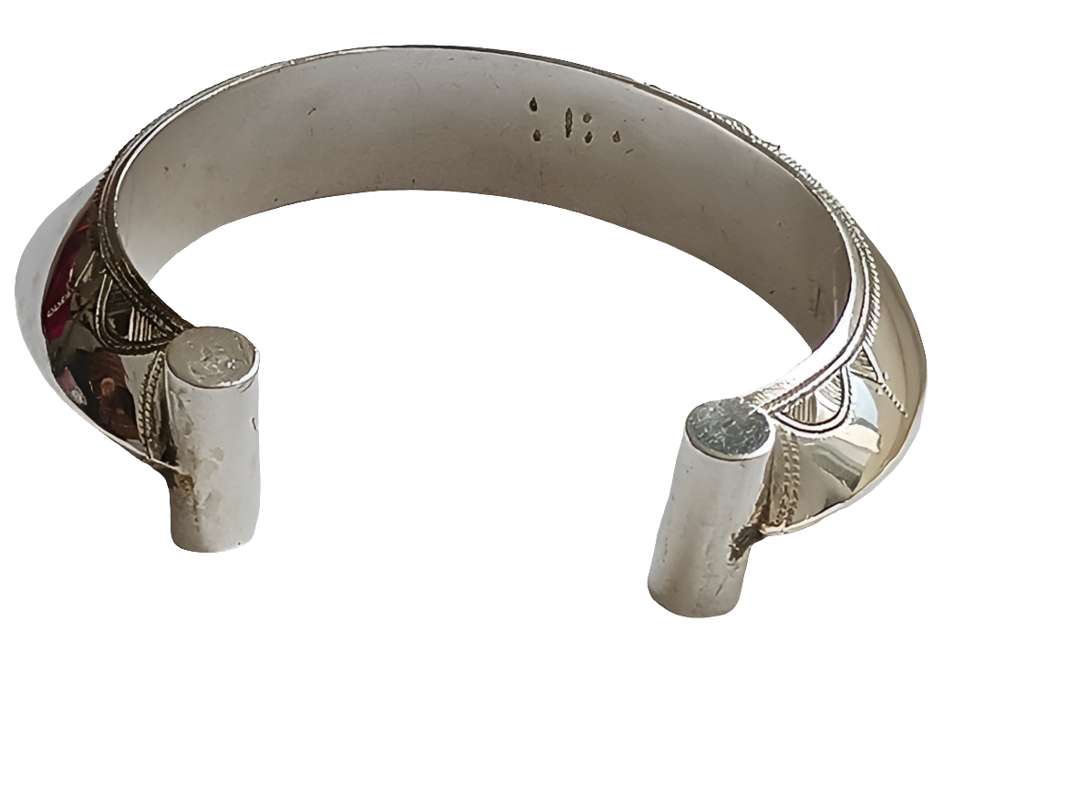 Bracelet touareg en argent ciselé
