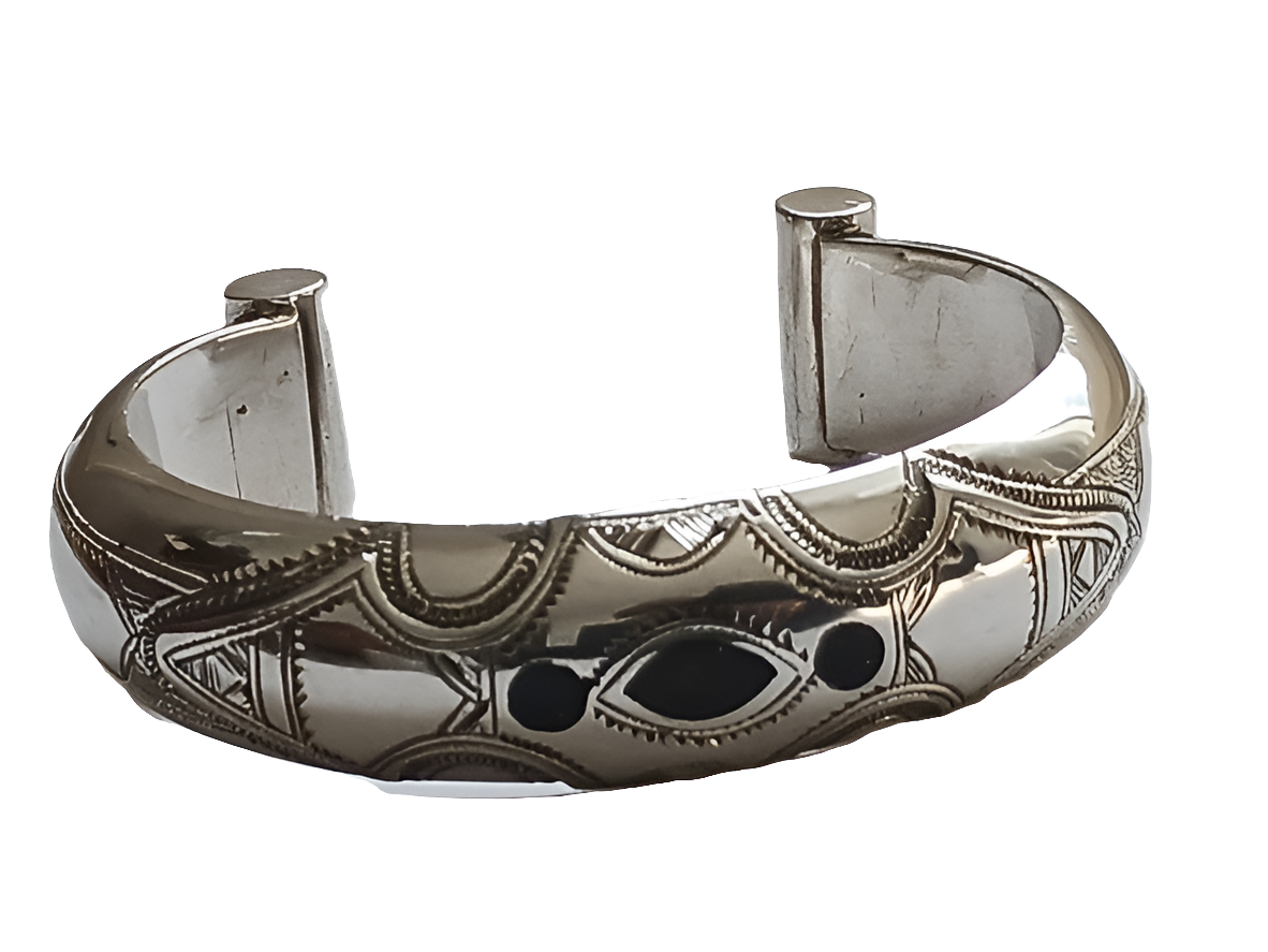 Bracelet touareg en argent ciselé