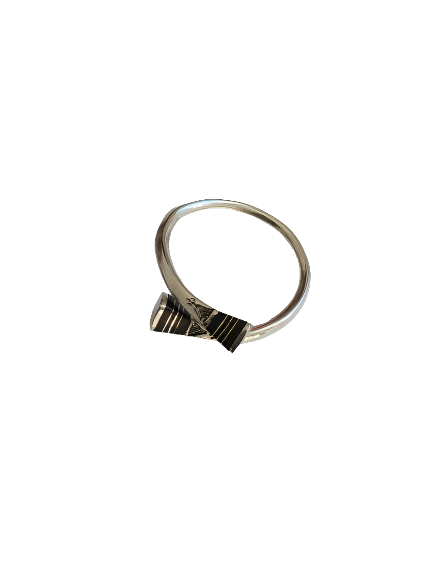 Bague touarègue en argent ciselé et bois d'ébène réglable
