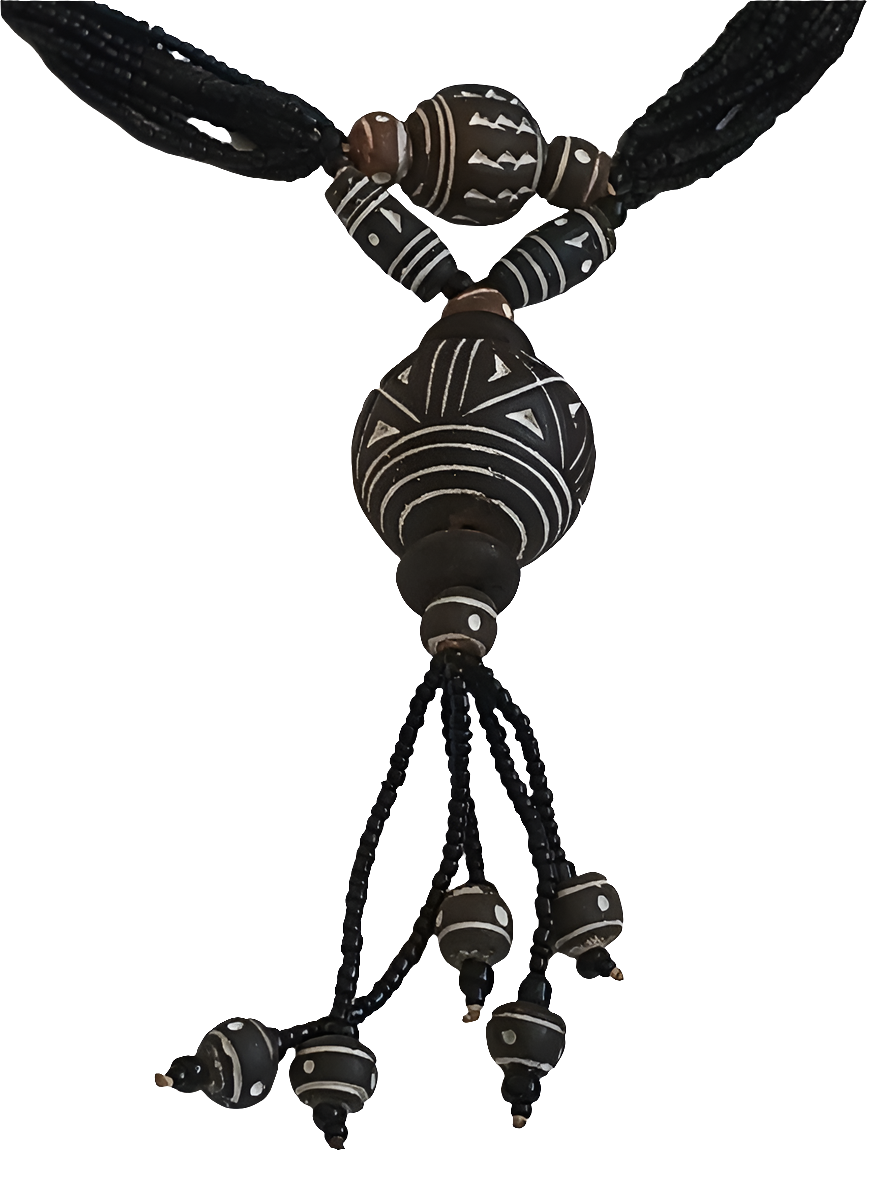 Collier en terre cuite et perles
