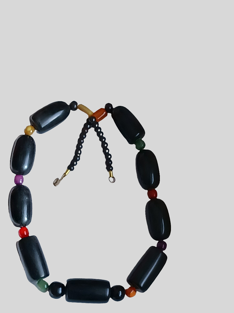 Collier en corne