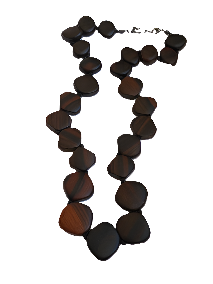 Collier en bois