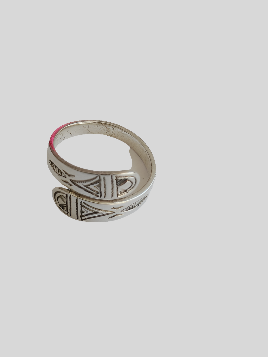 Bague touarègue en argent ciselé réglable