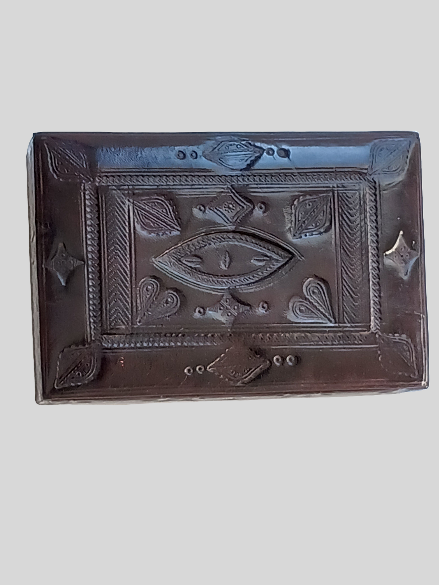 Boite à bijoux touareg en cuir