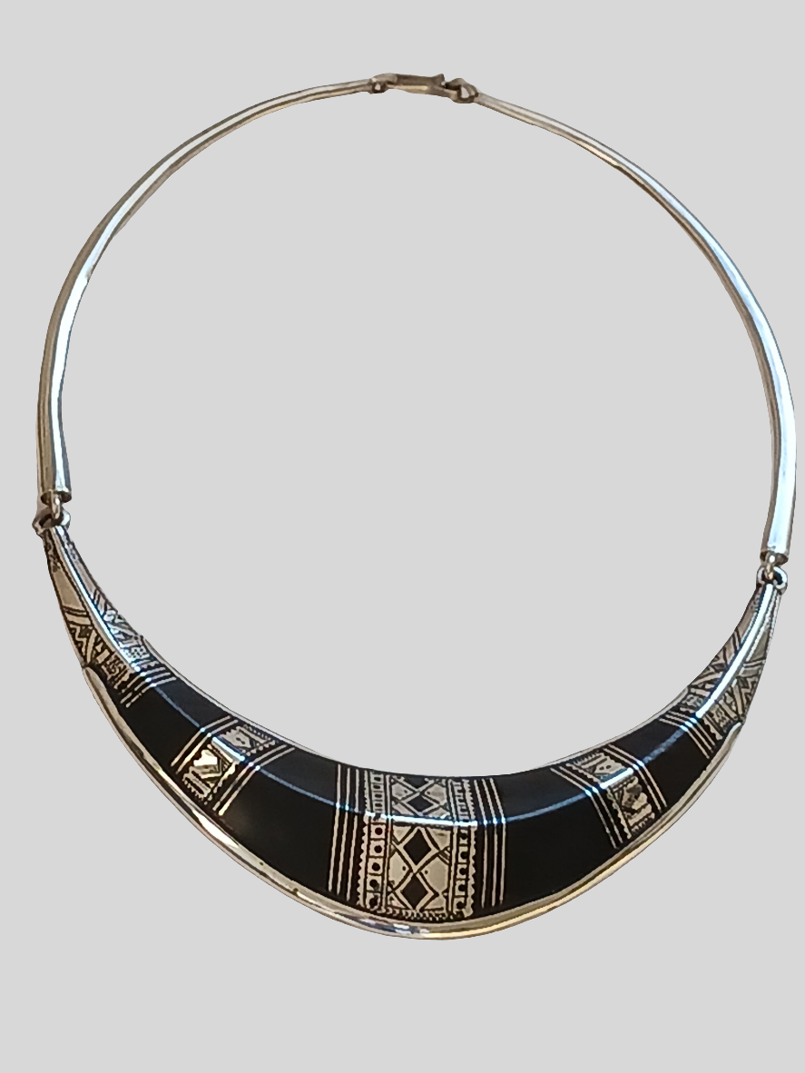 Collier touareg en argent et bois d'ébène