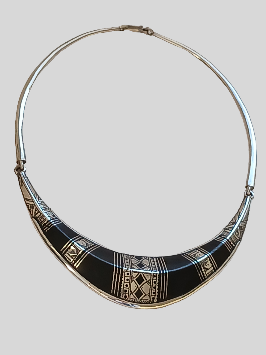 Collier touareg en argent et bois d'ébène
