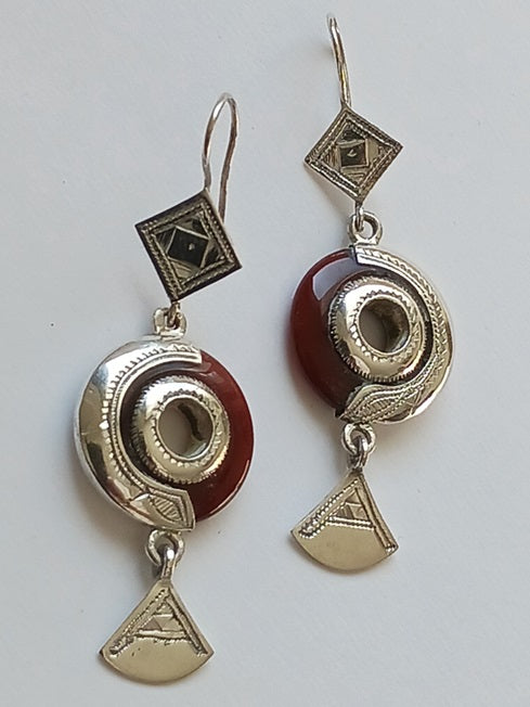 Boucles d'oreilles touareg en argent ciselé