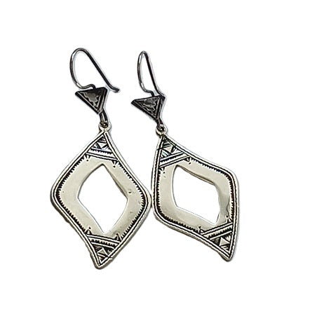 Boucles d'oreilles touareg en argent ciselé