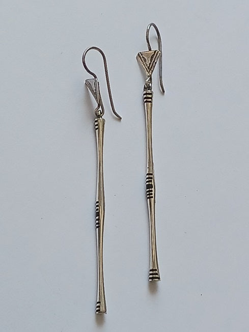 Boucles d'oreilles touareg en argent ciselé