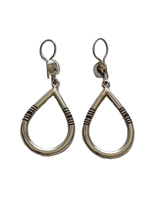 Boucles d'oreilles touaregs en argent ciselé
