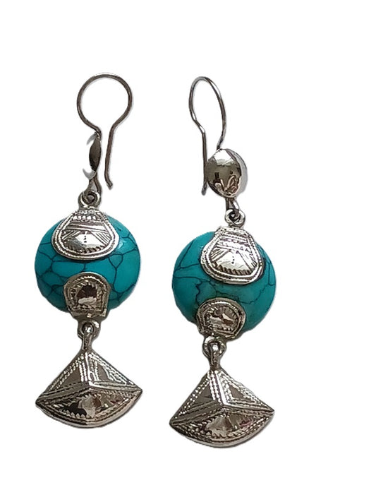 Boucles d'oreilles touareg en argent ciselé et pierre turquoise