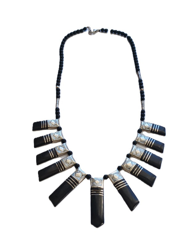 Collier touareg en argent et bois d'ébène