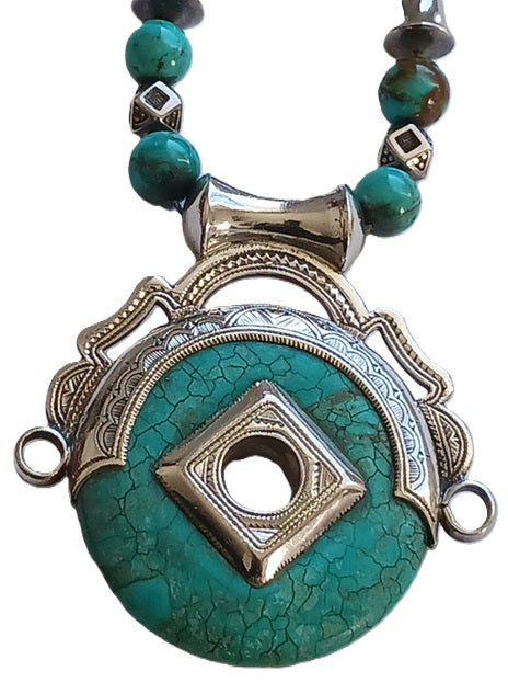 Collier touareg en argent et pierre turquoise