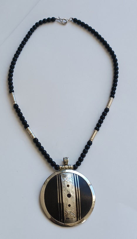 Tuareg necklace in silver and ebony wood