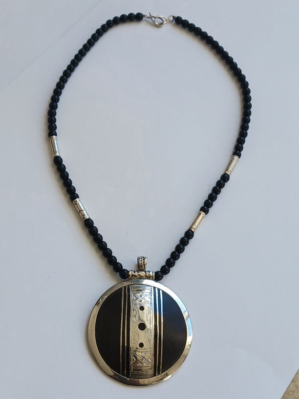 Tuareg necklace in silver and ebony wood