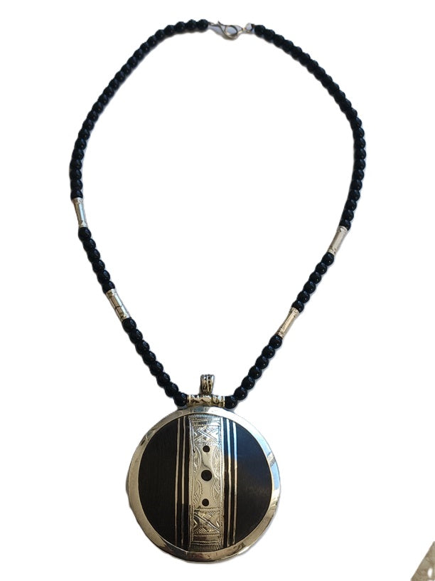 Tuareg necklace in silver and ebony wood