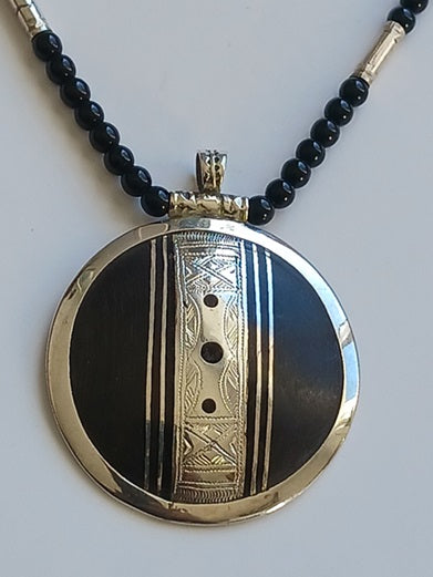 Tuareg necklace in silver and ebony wood
