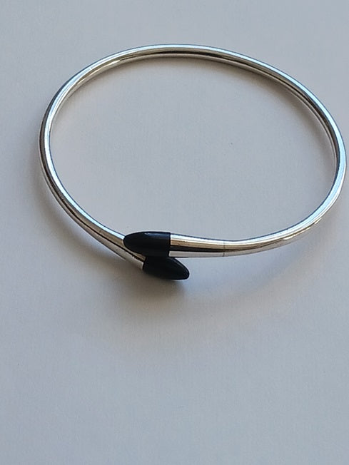 Bracelet touareg en argent ciselé et bois d'ébène
