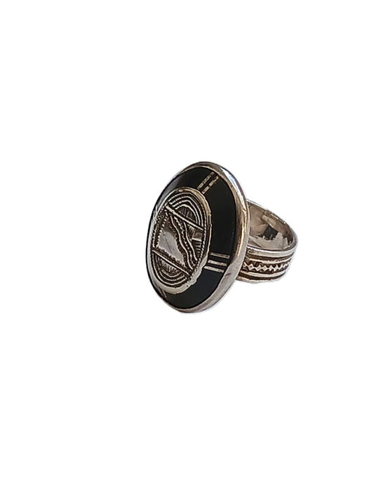 Bague touarègue en argent et bois d'ébène