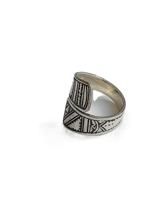 Bague touarègue en argent ciselé réglable