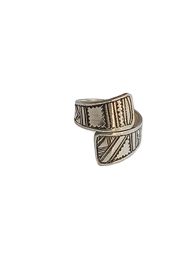 Bague touarègue en argent ciselé réglable