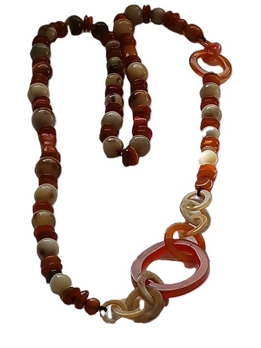 Collier en corne de qualité