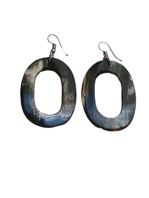 Boucles d'oreilles en corne de zébu de Madagascar
