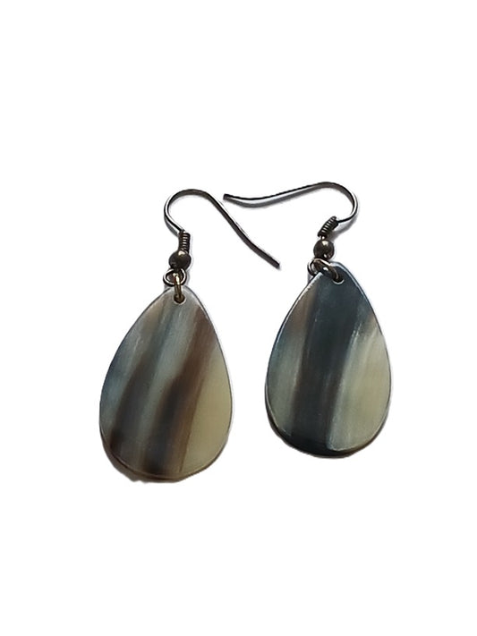 Boucles d'oreilles en corne de zébu de Madagascar