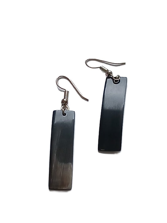 Boucles d'oreilles en corne de zébu de Madagascar