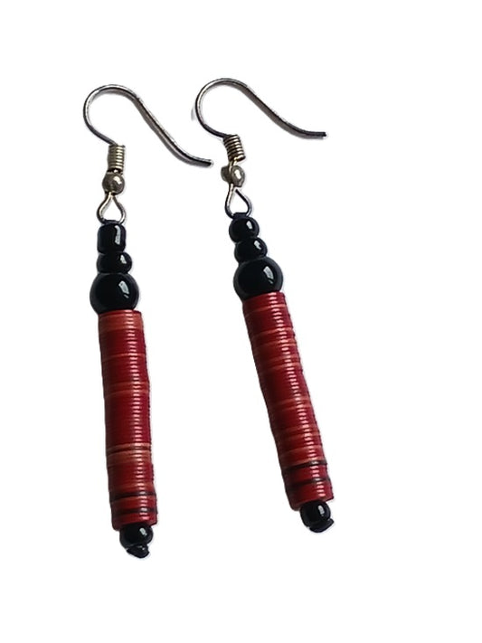 Boucles d'oreilles africaines en plastique recyclé et perles