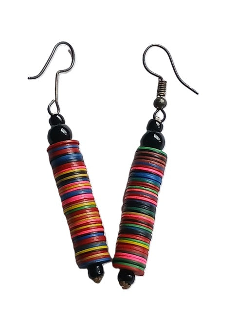 Boucles d'oreilles africaines en plastique recyclé et perles