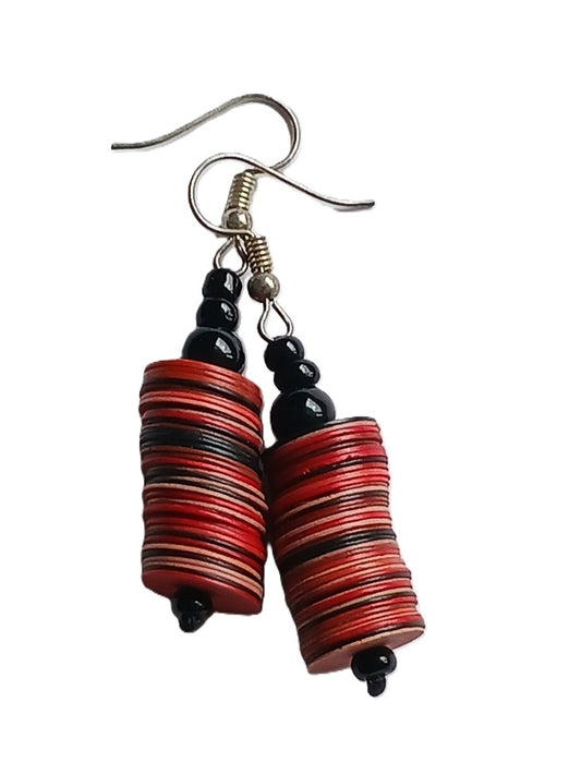 Boucles d'oreilles africaines en plastique recyclé et perles