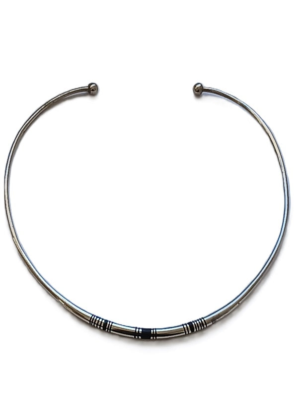 Collier touareg en métal ciselé