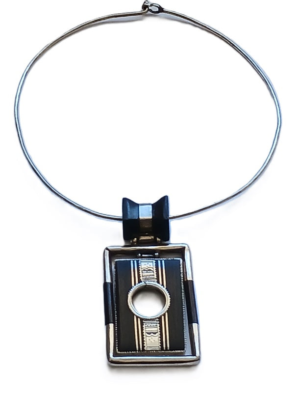 Tuareg necklace in finely chiseled metal